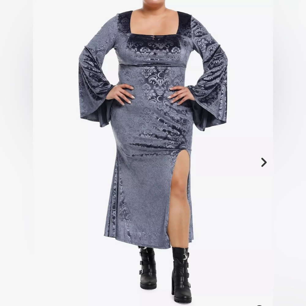 Cosmic Aura Skull Filigree Debossed Velvet Maxi Plus Size Dress